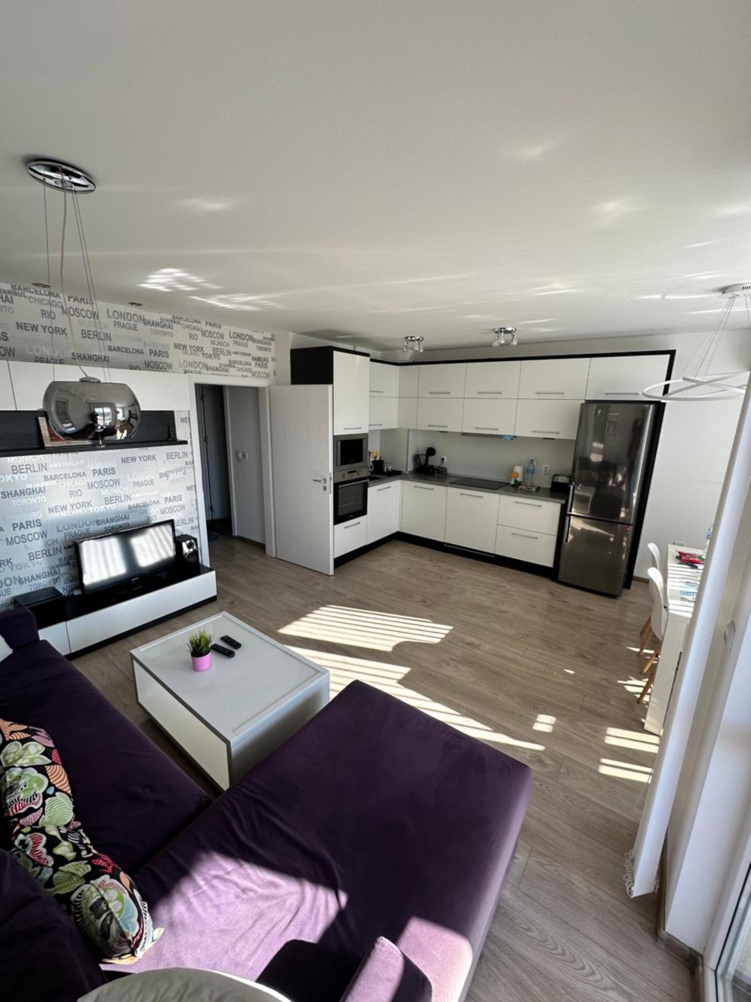 Briz Apartment; 2 Bdr; 6 Guests; Private Parking Varna Exterior photo